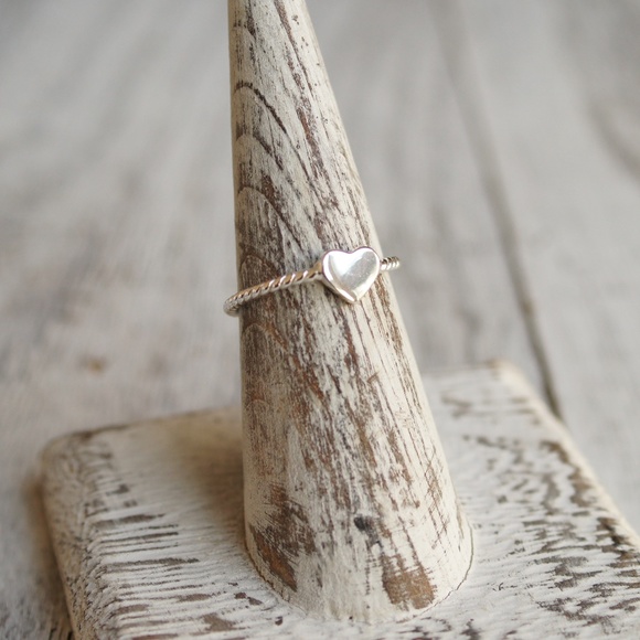 Silver heart ring sterling silver NWT - Picture 5 of 5